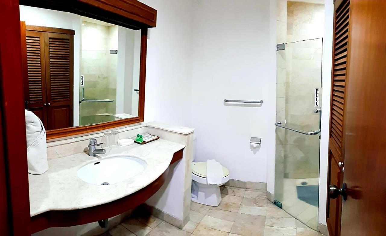 Grand Whiz Hotel Bromo Buitenkant foto