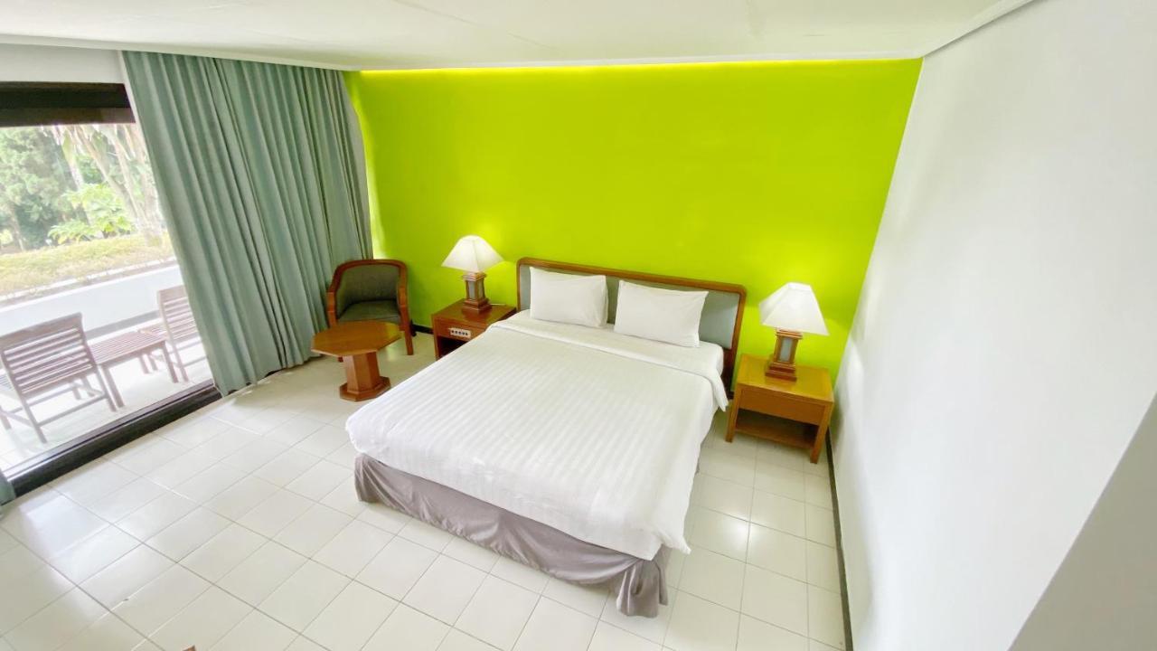 Grand Whiz Hotel Bromo Buitenkant foto
