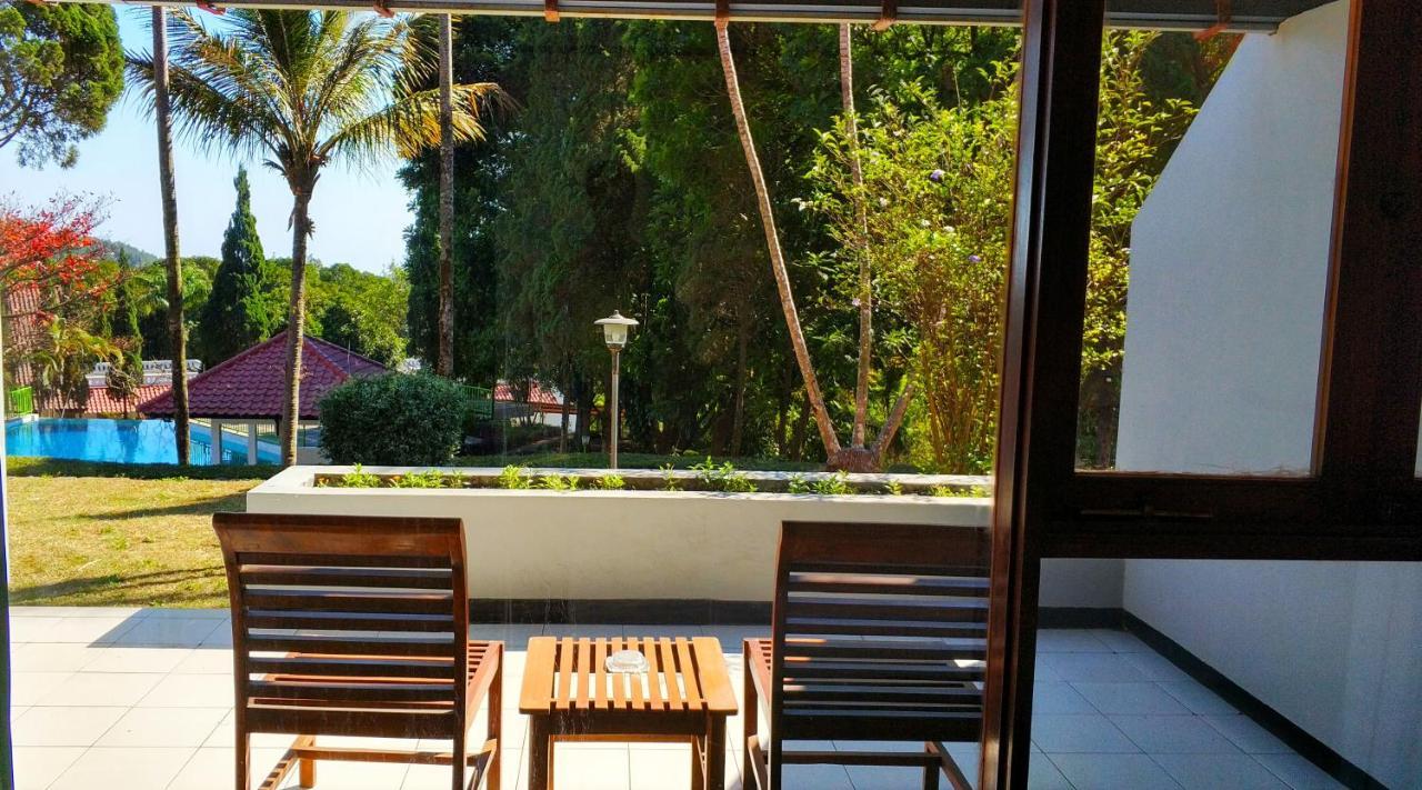 Grand Whiz Hotel Bromo Buitenkant foto
